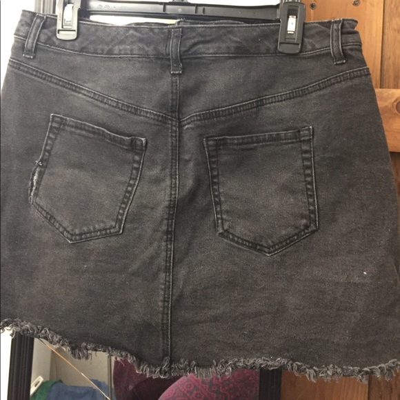 Wild Fable Black Jean mini skirt distressed - Picture 2 of 3